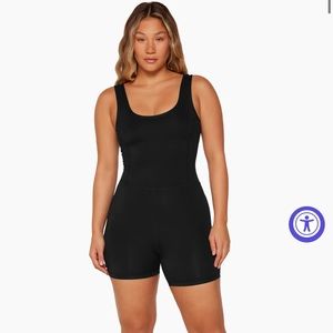 NWT SET ACTIVE Sportbody Shortysuit in Onyx Black